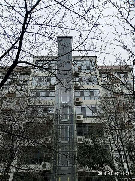 觀(guān)光電梯玻璃貼膜