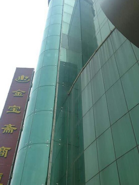 觀(guān)光電梯玻璃貼膜